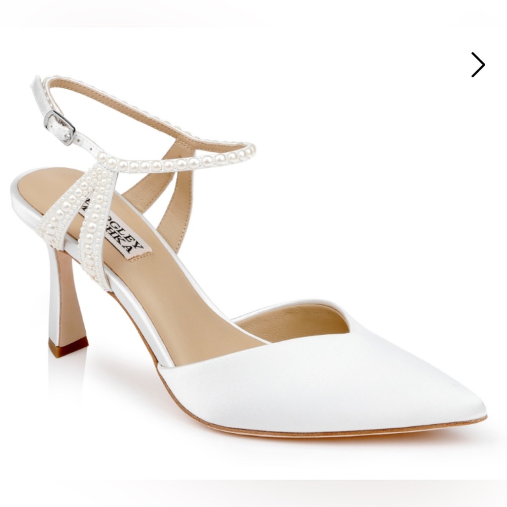 Destinee Pointed Toe Satin Pumps - Bran New - Never Worn - White